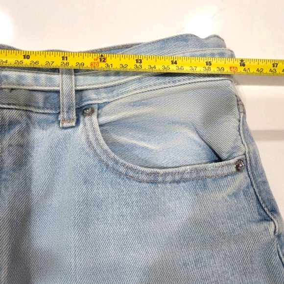 Express  Women's Size 10 90's Baggy Bermuda Shorts Light Blue New No Tag - Picture 9 of 11